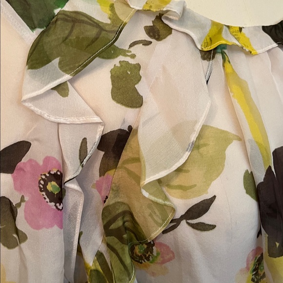 Leifsdottir Anthropologie Silk Floral Blouse.  Size 8.  EUC. - Picture 3 of 9